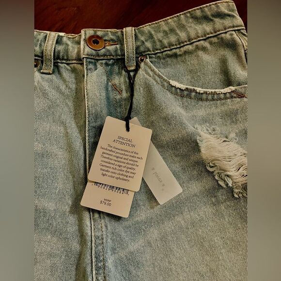 NWT A loves A Brand Juniors Denim Shorts Light Blue Wash Size 26 - Picture 6 of 6